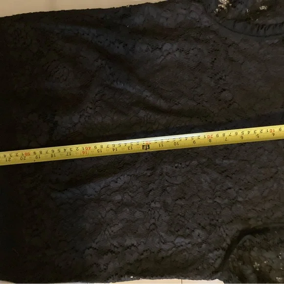 Tory Burch Black Lace and Knit Sweater Top Size Medium - Picture 9 of 11